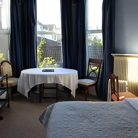 The Elms Bristol Maison d'hôtes *